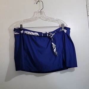 Sonoma Woman Skort Blue Size 22W